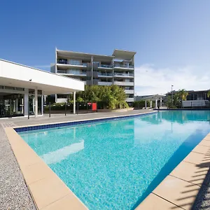 4* Aparthotel Oaks Mews